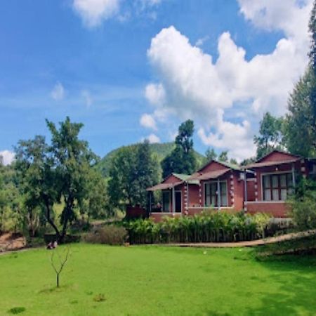 Hotel River Orchid Resort Сатара Экстерьер фото